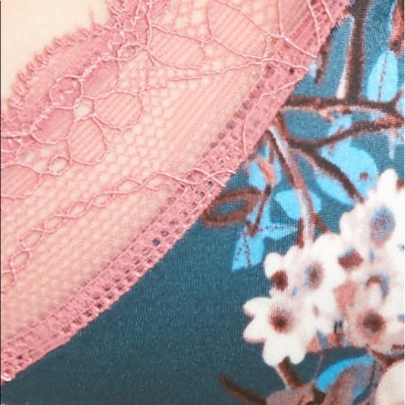 NWT Sam Edelman Triangle Bralette - Picture 6 of 8